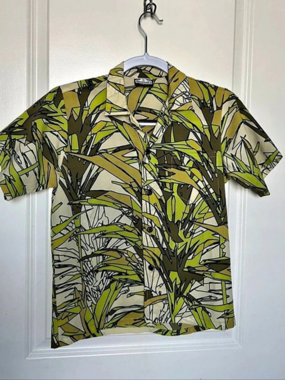 Manuhealii Boys Button Down Shirt in Green & Tan